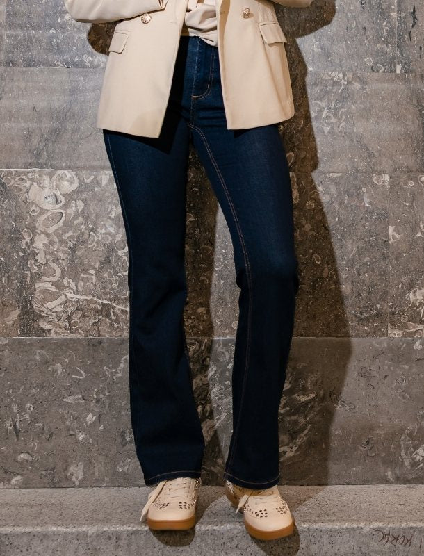 Dżinsy Bootcut